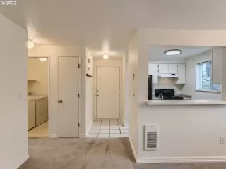 Photo #4: 22074080 Listing 