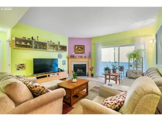 Photo #2: 22074240 Listing 