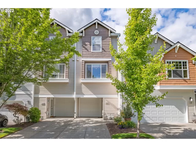 MLS: 22074592 Condo For Sale