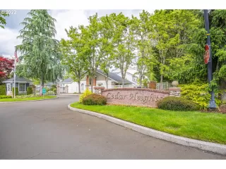 Photo #2: 22074592 Listing