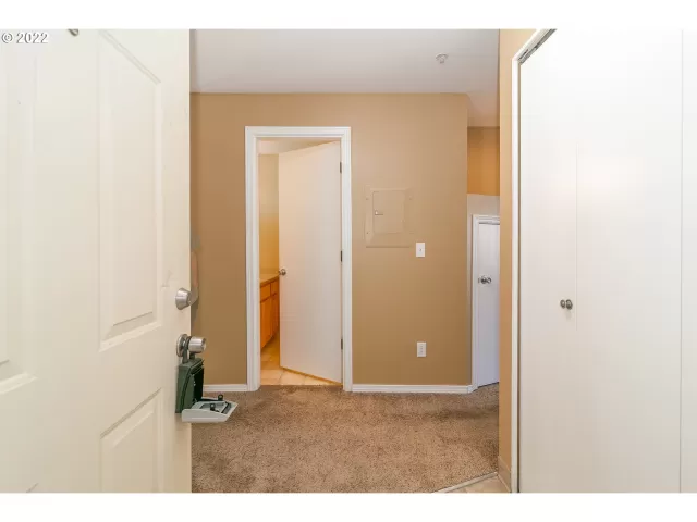 MLS: 22074969 Condo For Sale