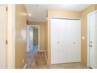 Photo #5: 22074969 Listing 