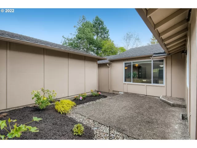 MLS: 22075457 Condo For Sale