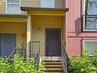 Photo #2: 22077093 Listing