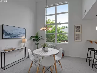 Photo #3: 22077093 Listing