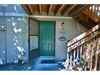 Photo #1: 22077287 Listing