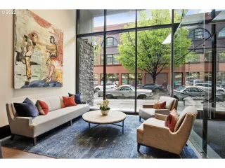 Photo #4: 22078711 Listing 