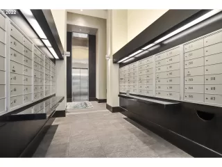 Photo #6: 22078711 Listing 