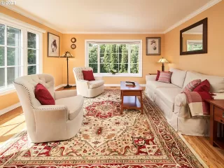 Photo #3: 22079141 Listing