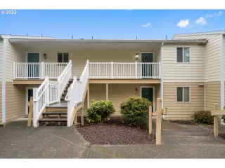 Photo #2: 22080395 Listing