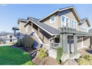 Photo #2: 22081199 Listing 