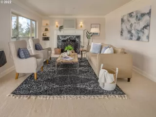 Photo #6: 22083695 Listing