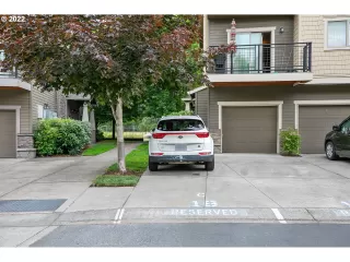 Photo #4: 22084512 Listing 