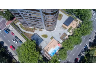 Photo #1: 22085018 Listing 