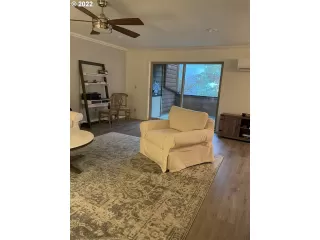 Photo #6: 22085427 Listing 