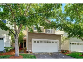 Photo #2: 22085487 Listing