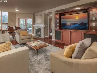 Photo #2: 22085903 Listing