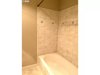 Photo #1: 22088295 Listing 