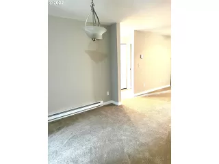 Photo #4: 22088295 Listing 