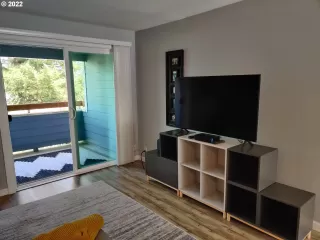 Photo #2: 22088981 Listing