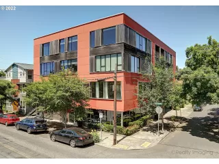 Click for more information on MLS # 22089905 : 2373 SE 44TH AVE 302 More Details about MLS # 22089905 : 2373 SE 44TH AVE 302
