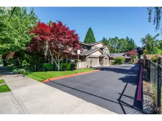 More Details about MLS # 22090456 : 16906 SE 39TH ST D