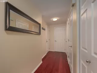 Photo #4: 22092402 Listing 