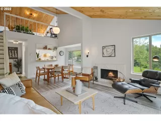 Photo #1: 22092764 Listing 