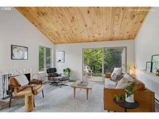 Photo #2: 22092764 Listing 