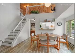 Photo #4: 22092764 Listing 