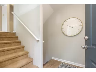 Photo #4: 22092824 Listing