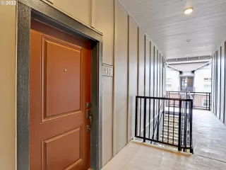 Photo #2: 22093292 Listing