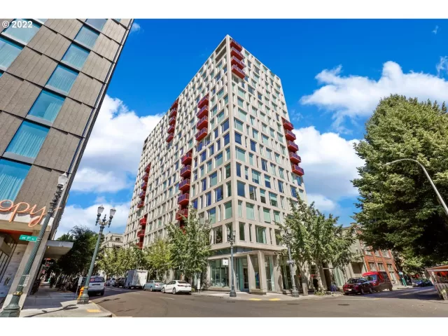 MLS: 22093648 Condo For Sale