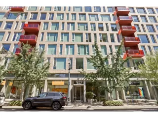 Photo #1: 22093648 Listing