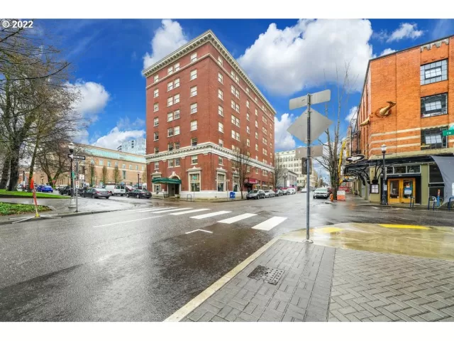 MLS: 22093787 Condo For Sale