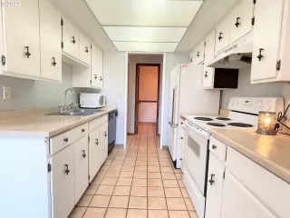 Photo #6: 22094144 Listing 