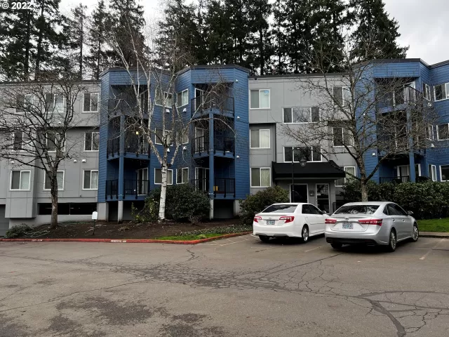 MLS: 22094784 Condo For Sale