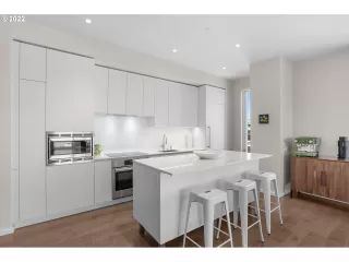 Photo #3: 22094834 Listing 