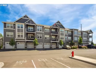 Photo #1: 22095762 Listing