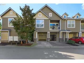 Photo #2: 22095949 Listing