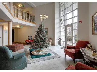 Photo #3: 22096065 Listing