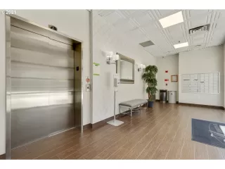 Photo #4: 22098428 Listing 