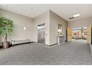 Photo #6: 22098428 Listing 