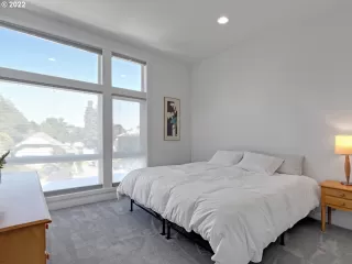 Photo #2: 22098459 Listing 