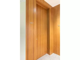 Photo #3: 22102065 Listing 