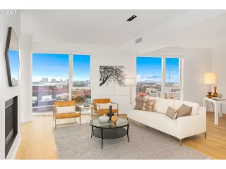 Photo #6: 22102065 Listing 