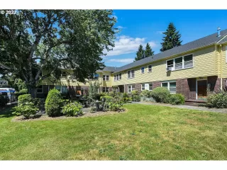 Photo #1: 22105486 Listing 