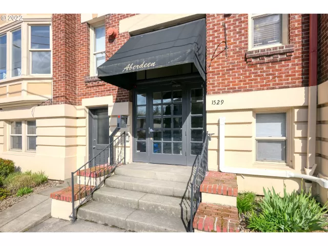 MLS: 22106012 Condo For Sale