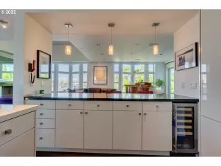 Photo #1: 22107658 Listing 