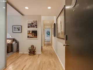 Photo #1: 22110047 Listing